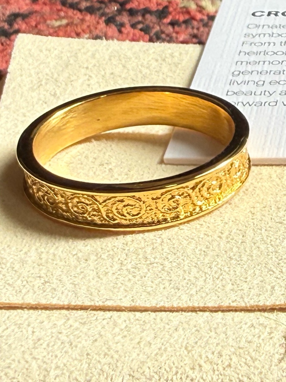 Nominal Vintage Royalty Ring Gold With Velvet Pouch (NWT) - Picture 3 of 11